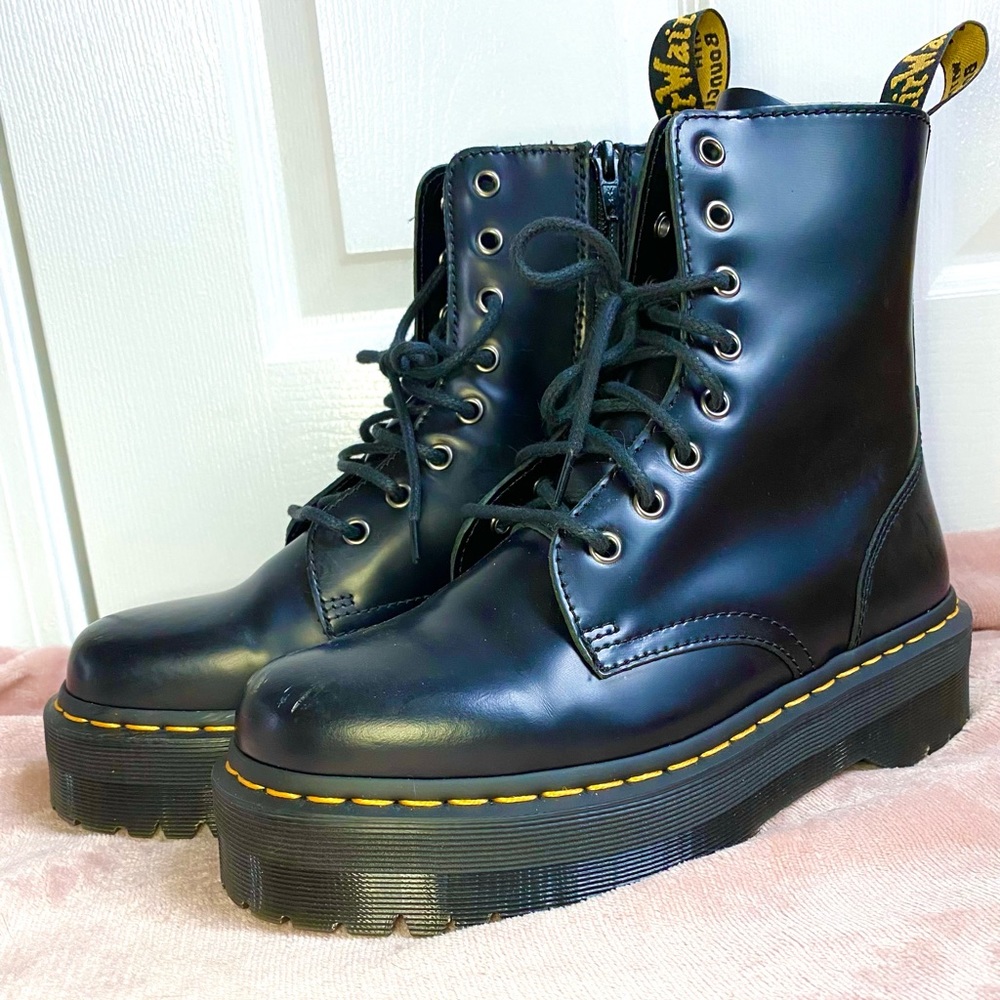 Dr. Marten Jadon Boot Smooth Leather Platforms